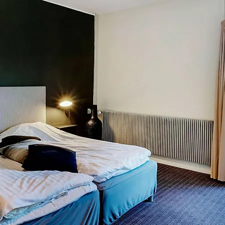 Montra Hotell