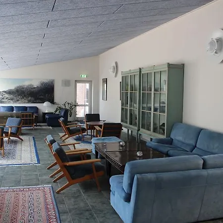 Hotel Montra