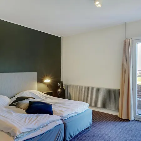 Hotel Montra